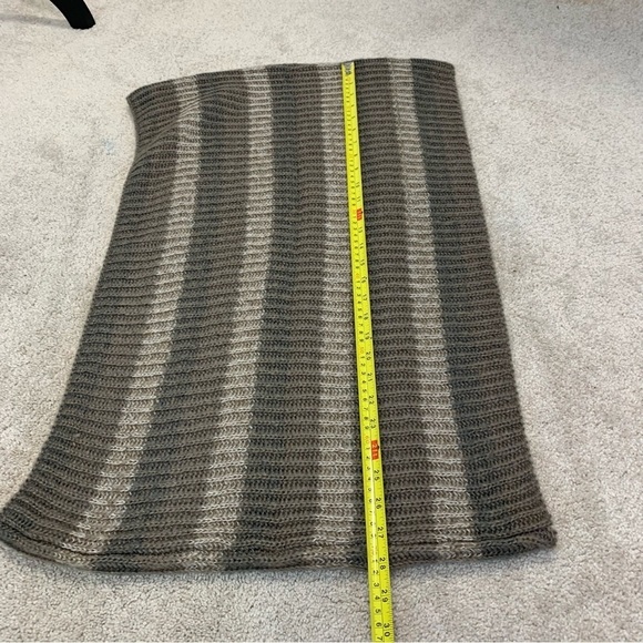 Tan brown beige taupe striped infinity scarf soft fall winter - Picture 5 of 6